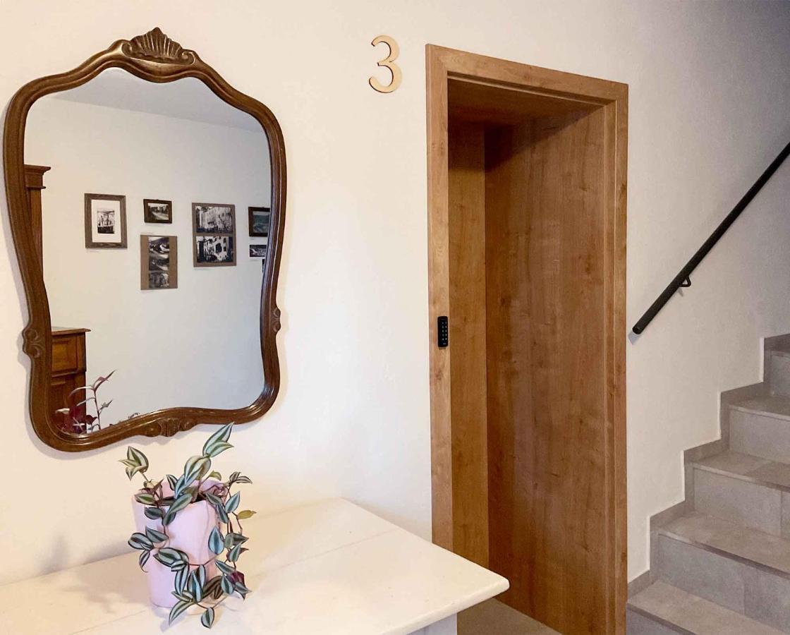 Soca Guesthouse Kanal Экстерьер фото
