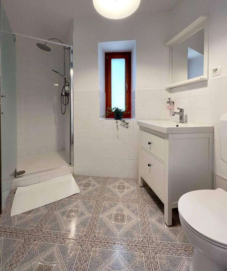 Soca Guesthouse Kanal Экстерьер фото