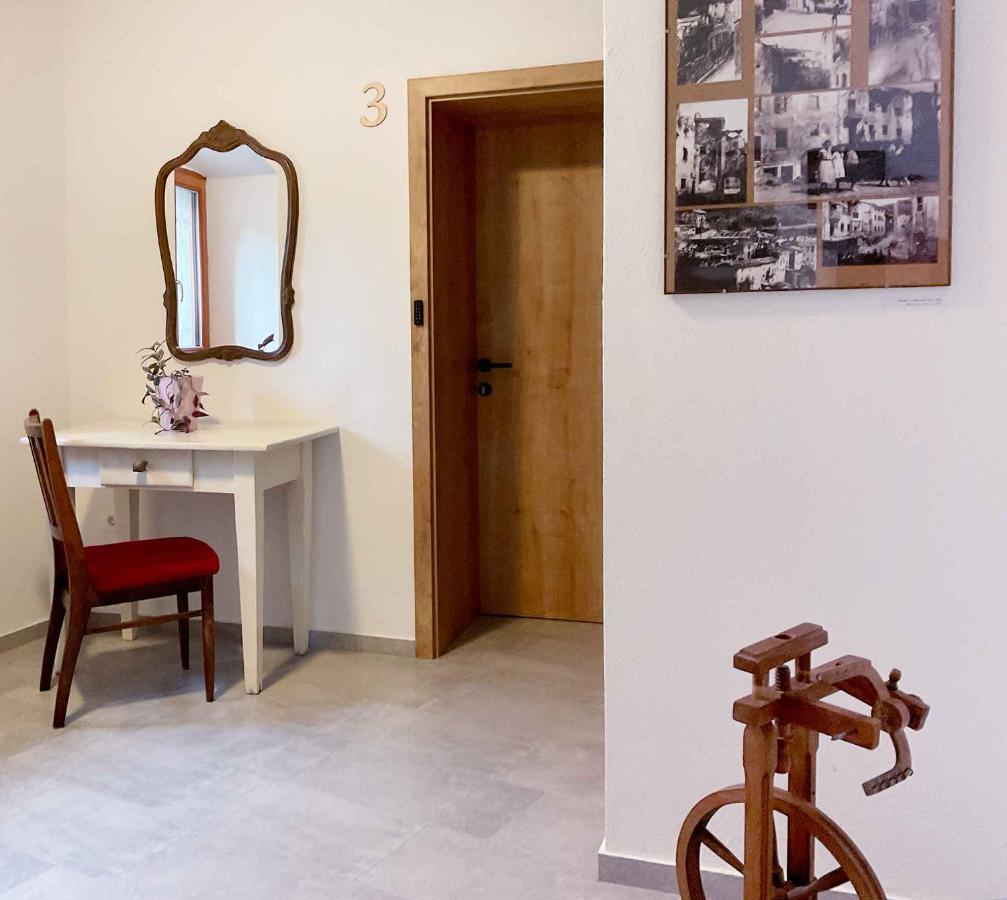 Soca Guesthouse Kanal Экстерьер фото