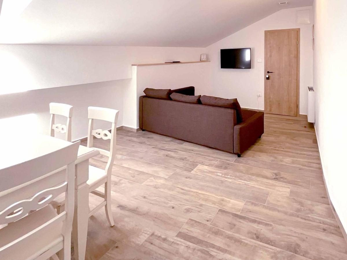 Soca Guesthouse Kanal Экстерьер фото